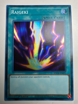 YuGiOh Raigeki SDCH-EN021 Super Rare 1st Edition - LP - Image 1