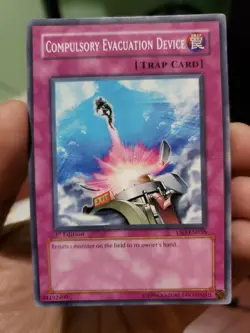 Yugioh: COMPULSORY EVACUATION DEVICE [YSD-EN038] - [Common] - [1st Edition] - MP - Image 1