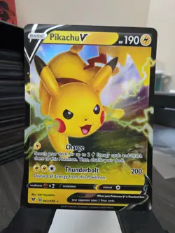 Pikachu V 043/185 Vivid Voltage Holo Pokemon Card TCG Mint In Hard Sleeve! - Image 1