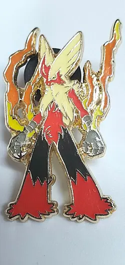 2015 POKEMON NINTENDO OFFICIALLY LICENSED 1.5" BLAZIKEN COLLECTOR'S PIN/BADGE - Image 1