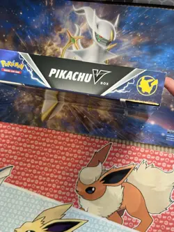 Pokemon TCG Pikachu V Box (2 Evolving Skies & 2 Brilliant Stars) Booster Packs - Image 5