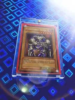 YuGiOh SUMMONED SKULL MRD003 Metal Raiders Ultra Rare Holo 1996 Ed UNPLAYED - Image 4