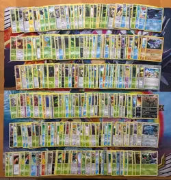 Vintage Pokemon Card Lot Fire Tropical Beach Umbreon Kyogre Aerodactyl 265+ - Image 1