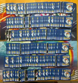 Vintage Pokemon Card Lot Fire Tropical Beach Umbreon Kyogre Aerodactyl 265+ - Image 4