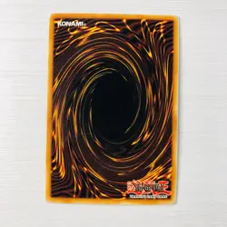 Yugioh Blue-Eyes White Dragon DB1-EN098 Super Rare Lightly Played - Image 2
