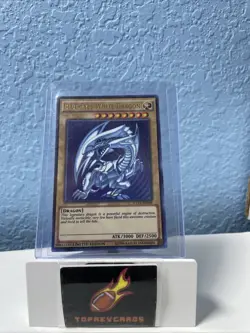 * BLUE-EYES WHITE DRAGON * 1ST EDITION HOLOGRAPHIC (ORIGINAL ART) YUGIOH! - Image 1
