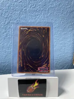 * BLUE-EYES WHITE DRAGON * 1ST EDITION HOLOGRAPHIC (ORIGINAL ART) YUGIOH! - Image 2
