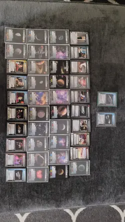Star Trek CCG 1st Edition Voyager set of 42 cards including Rare U.S.S. Voyager - Image 1