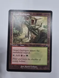 Gruul Guildgate (Retro Frame) Ravnica Remastered Regular - Image 1