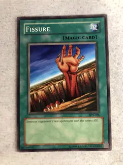 Fissure - SDY-026 - Common - Unlimited Edition YuGiOh - Image 1