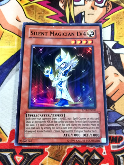 Silent Magician LV4 ntr-en001 (LP/MP) Super Rare Yu-Gi-Oh! - Image 1