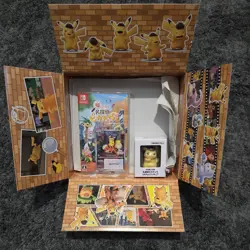 Pokemom Center Detective Pikachu Switch Game Promo Card 098/sv-p & Figure Sealed - Image 1