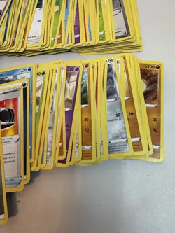 Pokemon Card Lot 100 OFFICIAL TCG Cards - Image 4