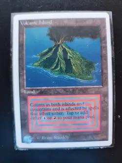 Volcanic Island MTG Magic: the Gathering x1 Unlimited Edition Lightly Played LP - Image 3