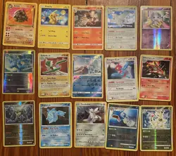Pokemon TCG LOT OF 31 VINTAGE AND MODERN - Image 2