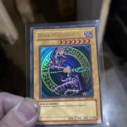 Yu-Gi-Oh! TCG Dark Magician SDY-006 Starter Deck Yugi Unlimited Ultra Rare NM - Image 1
