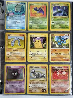Pokemon Card Collection VTG Binder Holo Rare Stamped WoTC Gengar Arceus - Image 3