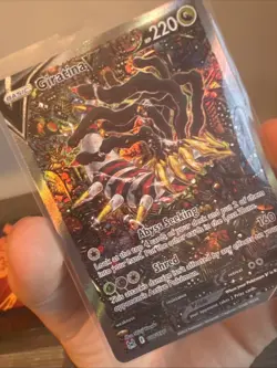 Giratina v Alternate Full Art Holo Card 186/196 Swsh11: Lost Origin Holo NM - Image 5