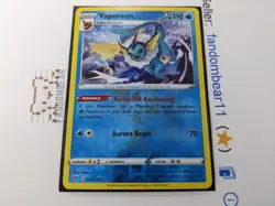 Vaporeon REVERSE HOLO card 030/185 SWSH Vivid Voltage 2020 Pokemon NM/LP - Image 2