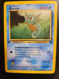 Horsea 1st Edition 49/62 Fossil Common Pokemon Vintage Card WOTC NM 1999 - Image 1