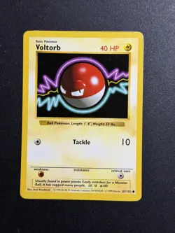 Voltorb - English - Shadowless Base Set Pokemon TCG Card #67/102 - Image 1