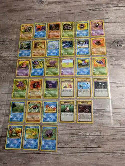 Fossil Set - COMPLETE 32 Common & Uncommon Pokemon Card Lot - WOTC Binder - Image 1