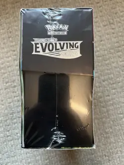 Pokemon TCG Sword & Shield Evolving Skies Elite Trainer Box ETB Factory Sealed - Image 3