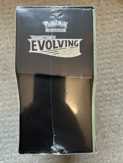 Pokemon TCG Sword & Shield Evolving Skies Elite Trainer Box ETB Factory Sealed - Image 4