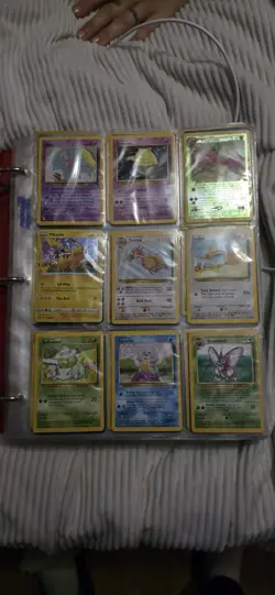 1000± Base Set Pokemon Cards W/ 50 Holos- Lugia, Ancient Mew, Mewtew Plus More! - Image 4
