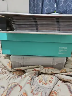 LOT OF MIXED YU GI OH CARDS 300+ SYNCHROS, LINKS, COMMONS, RARES, FUSIONS - Image 1