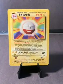 Pokemon TCG Base Set Electrode Unlimited Non Holo Rare Card 21/102 1999 VTG WOTC - Image 1