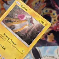 Raikou 32/73 Cracked Ice Shattered Holo Foil Shining Legends Pokemon Card - MP - Image 5