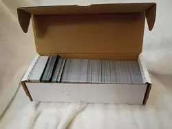 Magic The Gathering (MtG) Trading Card Game Box Lot Over 500 Cards W/40 Holders - Image 3