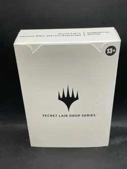 MTG Secret Lair x Hatsune Miku Electric Entourage EN SEALED RAINBOW FOIL English - Image 1