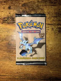 1999 WOTC Pokemon Fossil Booster Pack Factory Sealed Mint Aerodactyl 21.06g - Image 4