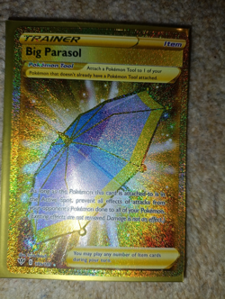 Bundle of 5 gold pokemon cards - Image 2