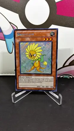 Yugioh Dandylion LCGX-EN042 Secret Rare 1st Edition Duel Academy - Image 1