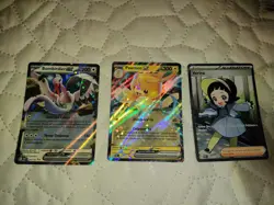 Lotto Carte Pokemon + Omaggi misti ITA - Holo, Reverse Holo, Rare, Comuni e non - Image 1