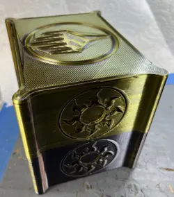 MTG Commander Deck Box w/ Window, 100 Double Sleeved Card, Magnetic Lid - Image 4