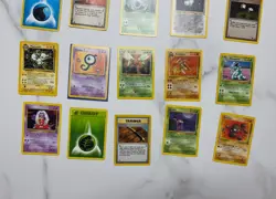 Lot of 20 Pokemon Cards Base Set including Unown 38 - Image 3