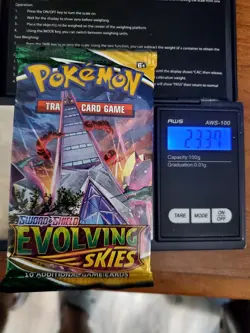HEAVY Evolving Skies Booster Pack 23.38g Pokemon TCG New Sealed - Image 1