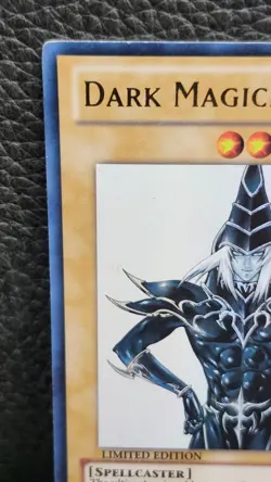 Yu-Gi-Oh Card - JUMP-EN049 - DARK MAGICIAN -Limited Edition - Image 5