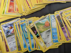 Lot Of 166 Pokemon Cards TCG - Image 5