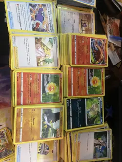 Pokemon Bulk 100 Card Bundle - Image 3