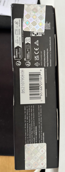 MTG FINAL FANTASY Revival Trance Collector Commander Deck Factor Damaged Box - Image 4