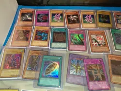 Yu Gi Oh Vintage Rare Card Lot Holo Blue Eyes Red Eyes Holos Very Nice 👀 At Pic - Image 2