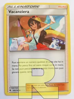 Vacanziera / Sightseer R Tuoni Perduti 189/214 R Non Comune R Pokemon R Italiano - Image 1