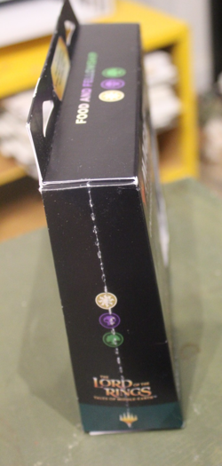 Magic the Gathering The Lord of the Rings Food and Fellowship Commander Deck - Image 4