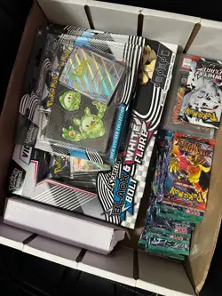 Huge Pokemon card lot, including new sealed packs, slabs and more - Image 5