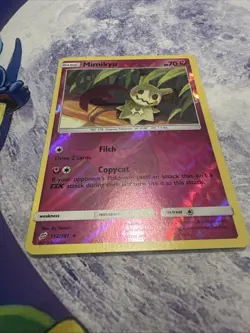 Pokemon TCG Mimikyu 112/181 Rare Reverse Holo Sun & Moon Team Up NM - Image 2